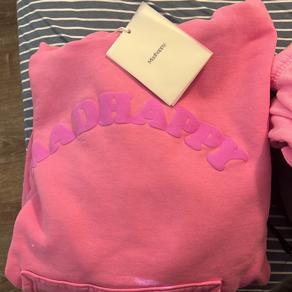 MADHAPPY Sweatshirt